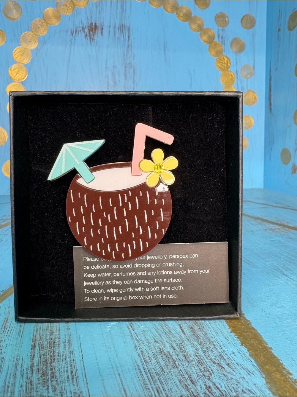 NIB Jennifer Loiselle Acrylic Tiki Coconut Magnetic Pin
